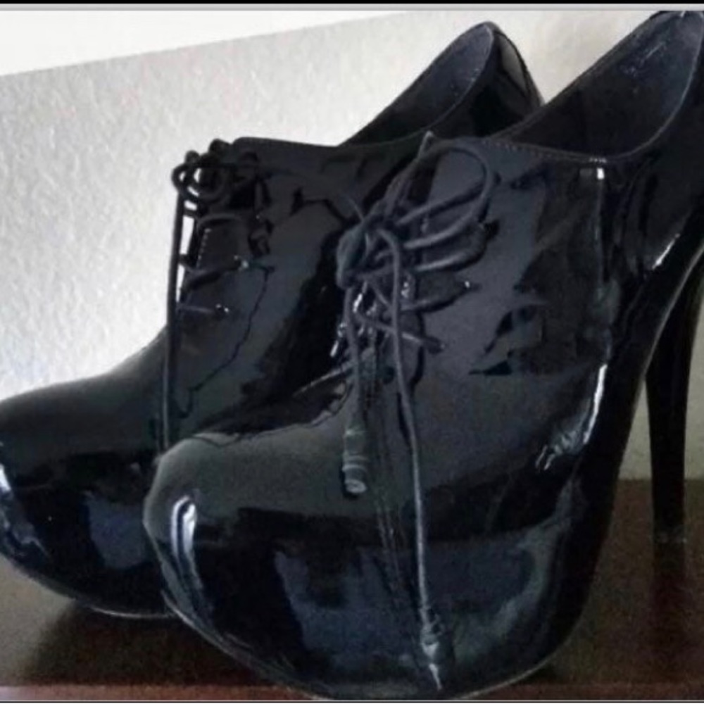 Julianne hough stuart weitzman patent leather oxford boots pumps-RARE